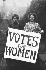 Sufražetky Annie Kenny a Christabel Pankhurst (1906)